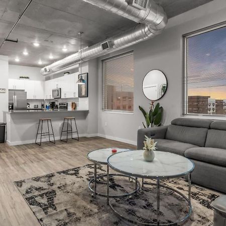 Modern 2 Bed Getaway Steps From Tropicana Field Sankt Petersburg Exterior foto